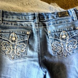 Earl Jean Jeans with a Little Bling size 6